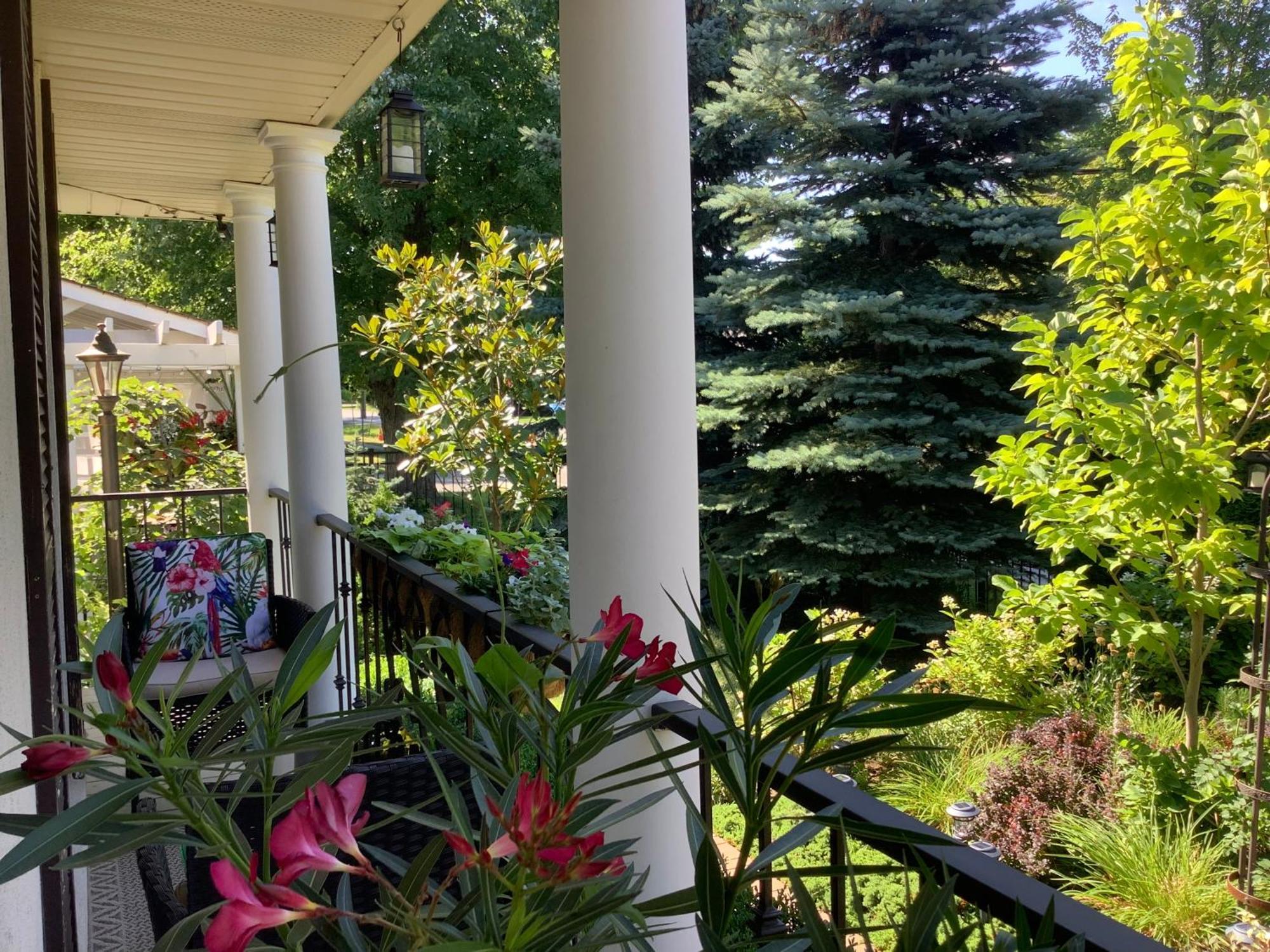 Via Veneto - Old Town Bed and Breakfast Niagara-on-the-Lake Exteriör bild