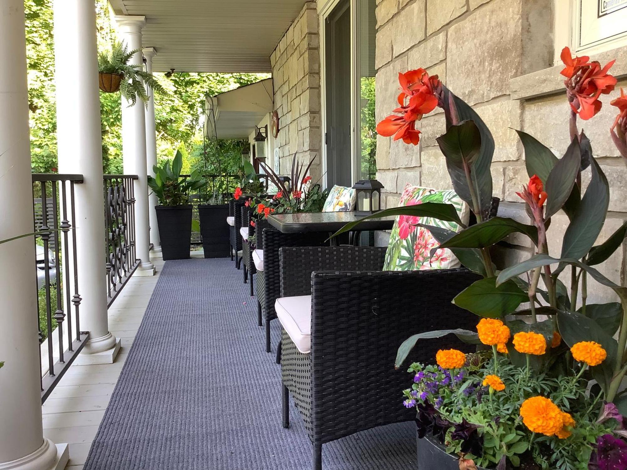 Via Veneto - Old Town Bed and Breakfast Niagara-on-the-Lake Exteriör bild