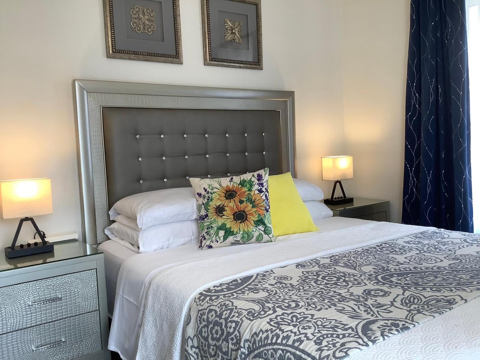 Via Veneto - Old Town Bed and Breakfast Niagara-on-the-Lake Exteriör bild